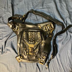 Black leather fashion bag